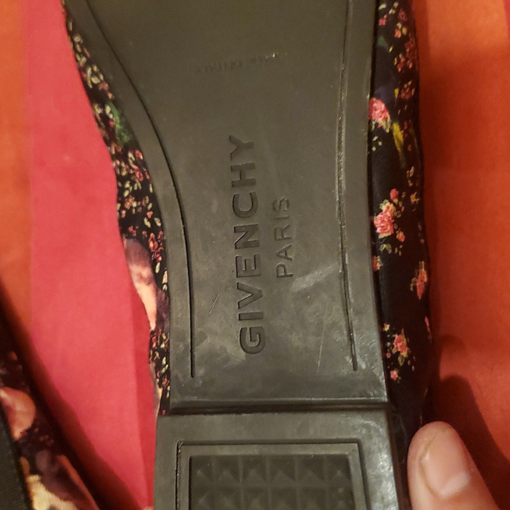 GIVENCHY FLATS SIZE 39 Floral - Black and Pink - Picture 8 of 10